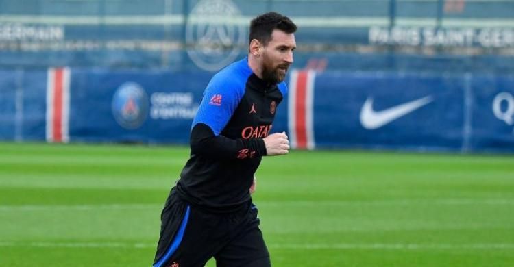 Teken Kontrak Baru,  Messi Tetap Di PSG