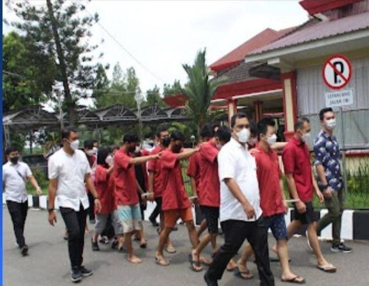 PN Medan Sidangkan  Belasan Anggota  Bos Judi Online Apin BK