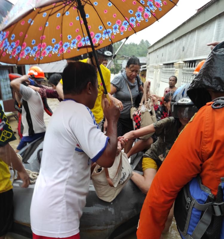 Banjir dan Longsor Manado Tewaskan Seorang Warga
