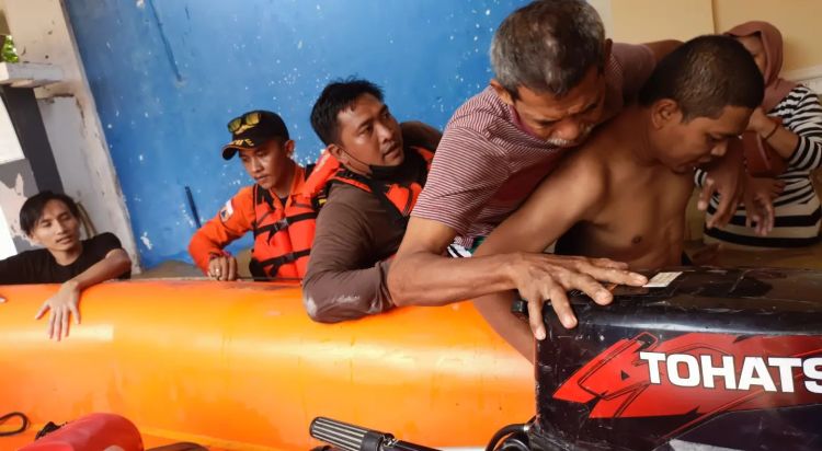 Tim Gabungan Tetap Bersiaga Pascabanjir Sampang Jawa Timur