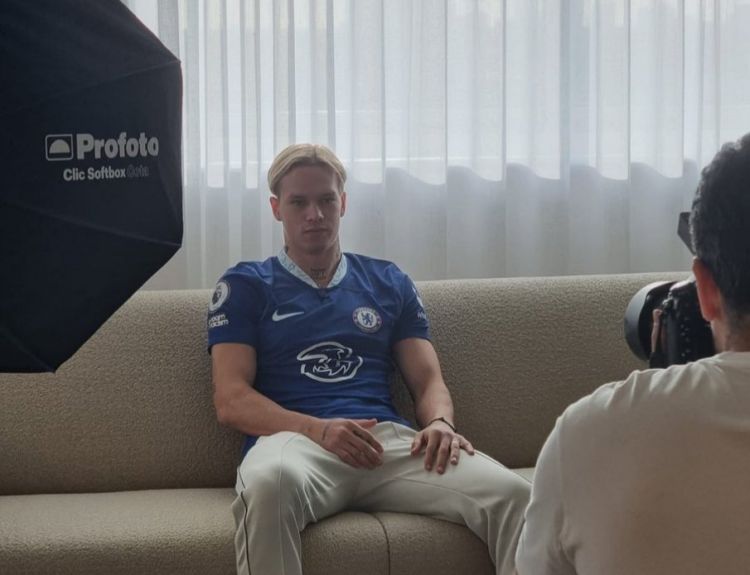 Transfer Rampung, Mykhailo Mudryk Resmi Gabung Chelsea