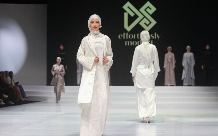 Wow, Busana Lebaran   Curi Perhatian IFW 2023