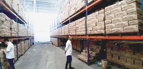 Wow, 75 Ton MinyaKita di Medan Diduga Ditimbun