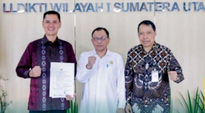 Selamat ! Mantan Wakapolda   Sumut Terima SK Guru Besar