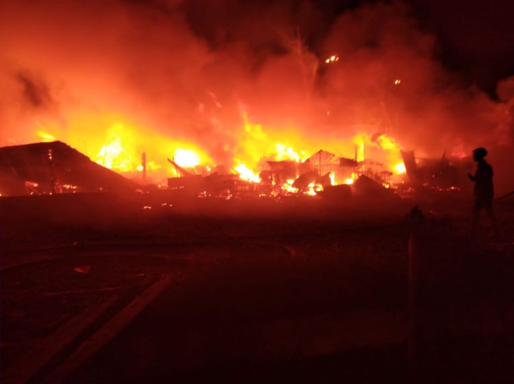 Gudang Ikan Teri Gabion Belawan Terbakar, BPBD: Tidak Ada Korban Jiwa