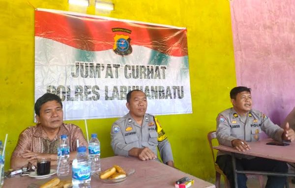 Kasat Tahti Polres Labuhanbatu Gelar Jumat Curhat di Lingkungan Sei Buaya