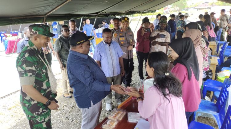 Kodim 1715/Yahukimo Gelar Bazar UMKM Guna Tekan Laju Inflasi
