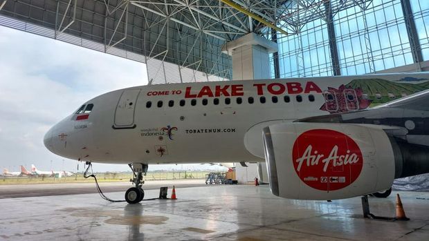 Semarak F1 Fowerboat, Corak Badan Pesawat Air Aisia Bertema Lake Toba & Beyond