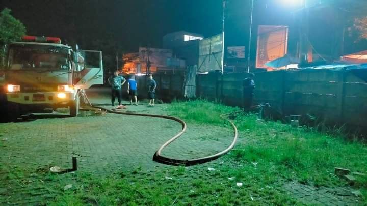Gudang Penyimpanan Bahan Bangunan di Namorambe  Terbakar