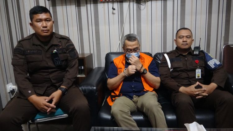 Tim Tabur Kejati Sumut Amankan DPO Terpidana Memet S Siregar Terkait Kasus Korupsi Rp32 M di BSM Perdagangan