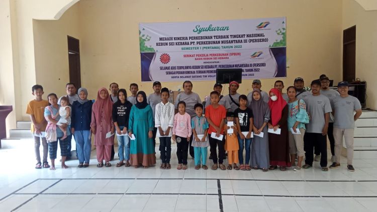 Usai Pemberian Hadiah Volly Ball SPBUN Cup 2022, Management Santuni Anak Yatim