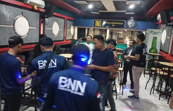 Razia Tempat Hiburan Malam, Polresta Deliserdang Amankan 6 Pengunjung Positif Narkoba