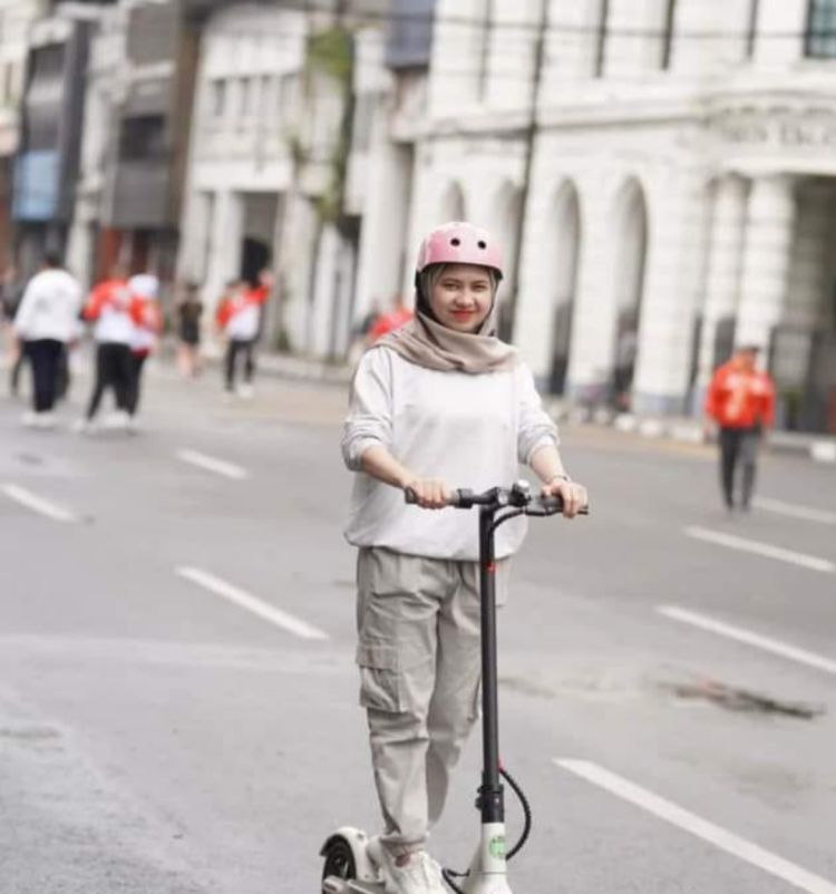 Brak! Bus Travel Kontra Truk, Wartawan Jadi Korban