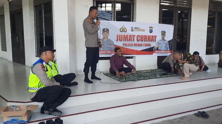 Jumat Curhat, Kapolsek Medan Timur Minta Warga Tak Sungkan Sampaikan Keluhan