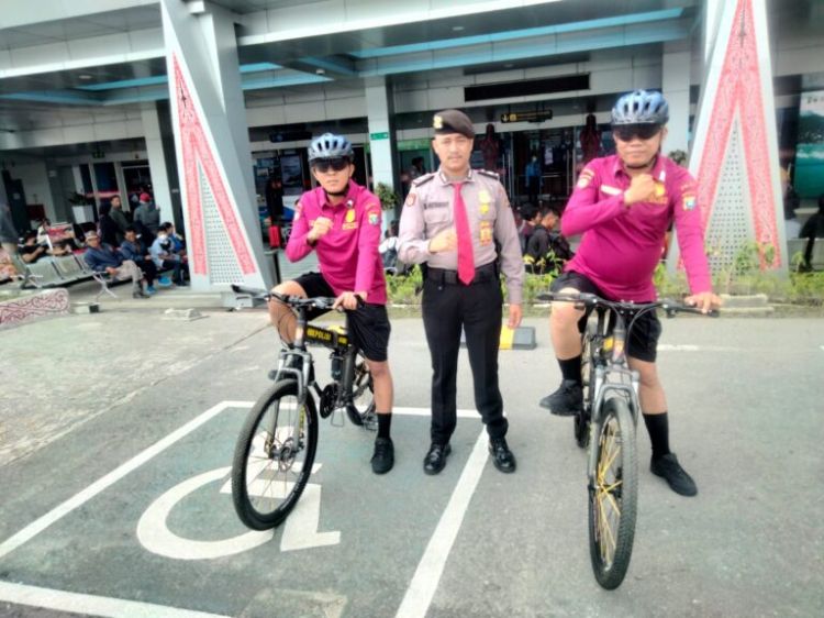 PAM OVIT Polres Taput Pandu Delegasi F1 Fowerbood dan Pengunjung