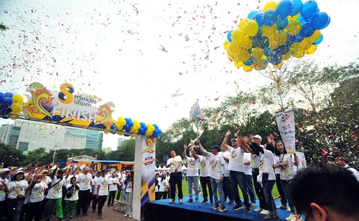 Bank Mandiri Gelar Jalan Sehat di Tujuh Kota Besar