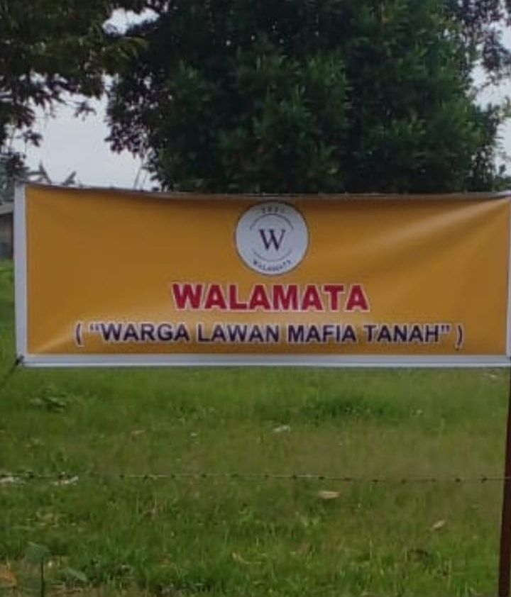Kelompok Warga Desa Kota Galuh Dirikan Spanduk Di Atas Tanah Cicit Sultan Deli