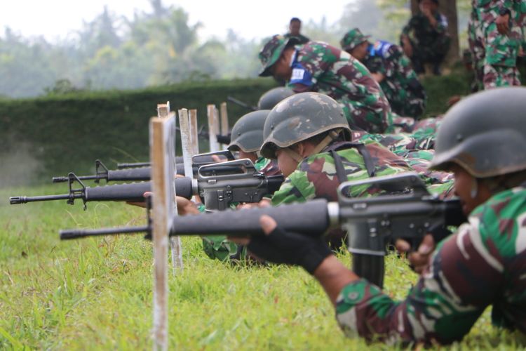 Kodim 0104/Aceh Tamiang Gelar Latihan Menembak Senjata Ringan