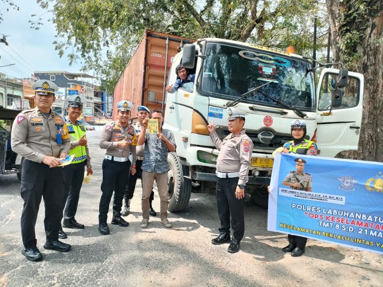 Ops Keselamatan Toba 2023, Sat Lantas Polres Labuhan Batu Tegur Puluhan Pengendara