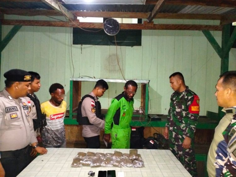 Satgas Pamtas Yonif 132/BS  Gagalkan Penyelundupan Ganja