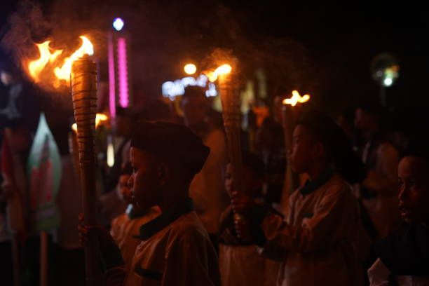 Ratusan Umat Muslim di Medan Gelar Pawai Obor Sambut Ramadan