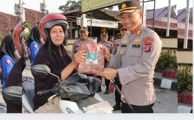 Berbagi Takzil di Kota Toleransi ke-3 di Indonesia Sebagai Wujud Kepedulian Polres Siantar