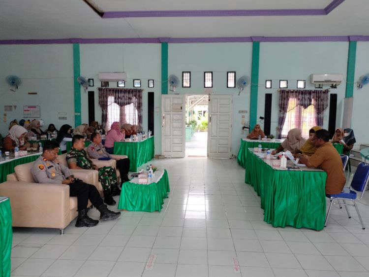 Pelda Rizal Babinsa Ramil 22/Lgsb Hadiri Lokmin Lintas Sektor Puskesmas Langsa Barat