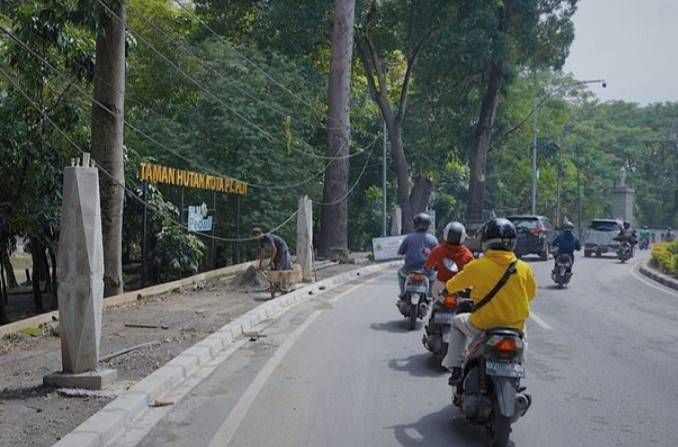 Bobby Minta Ispektorat  Perikasa Proyek Lampu Jalan  Sesuai Spek Apa Tidak