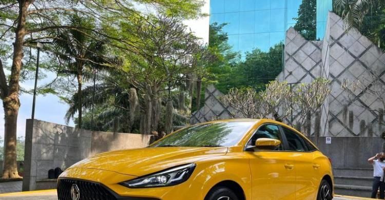 Istri Pejabat Pamer Harta Merembet ke Kantor Pratikno