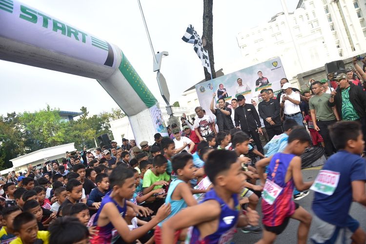 Lepas Lomba Lari SAJ, Gubsu Bakar Semangat Ribuan Calon Atlet Lari Sumut