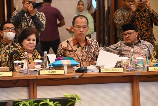 Bupati Humbahas Hadiri RUPS dan RUPSLB Tahunan Bank Sumut di Medan