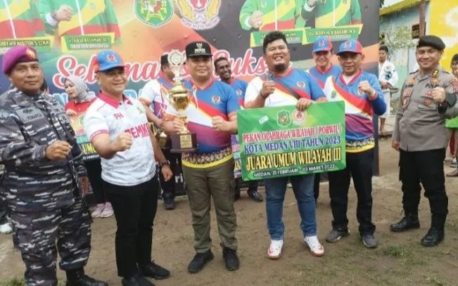 Medan Amplas Sabet  Juara Umum Porwil