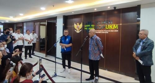 Pasca Dilarang, Ini Opsi Menkop untuk Pedagang Pakaian Bekas