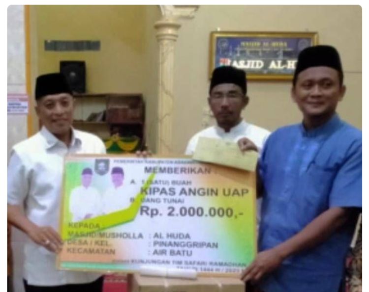 Safari Ramadhan, Pemkab Asahan Keliling Masjid Beri Bantuan