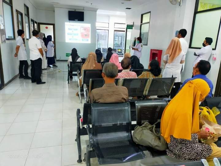 Pirngadi Medan Beri Penyuluhan Konjungtivitas kepada Keluarga Pasien