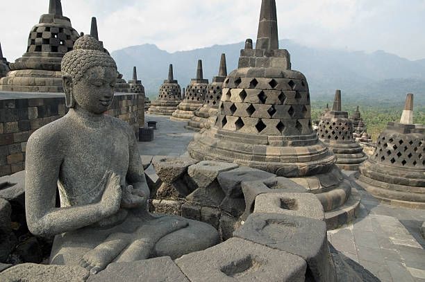 Erupsi Gunung Merapi, Candi Borobudur Tetap Aman Dikunjungi Wisatawan