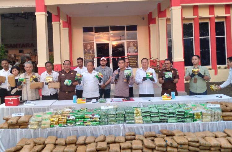 263 Kg Sabu, 19.760 Butir Ekstasi dan 233 Kg Ganja Disita Polda Sumut dalam Tiga Bulan
