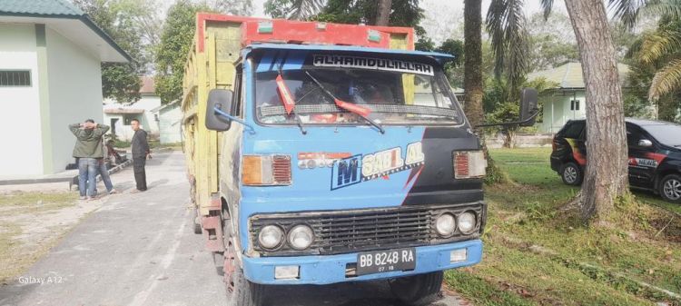 Babinsa Kodim 0208/AS Ikut Membekuk Sindikat Pencurian Rel KA di Kisaran