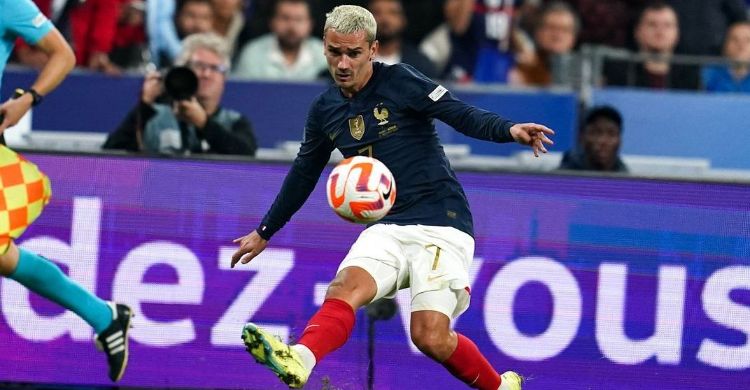 Ayam Jantam Bakal Kehilangan Antoine Griezmann, Ancaman Pensiun Gegara Mbappe
