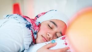 Langsung Tidur Usai Makan Sahur Picu GERD, Ini Jarak Waktu Idealnya