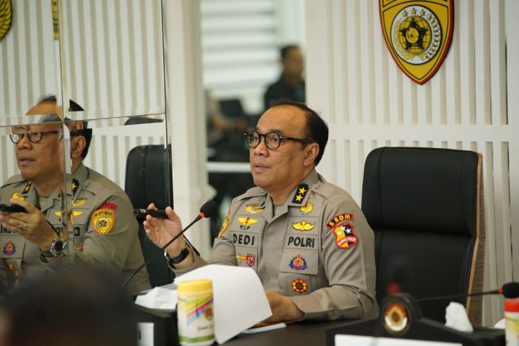 Polri Buka Hotline Khusus Penerimaan Anggota Baru 2024