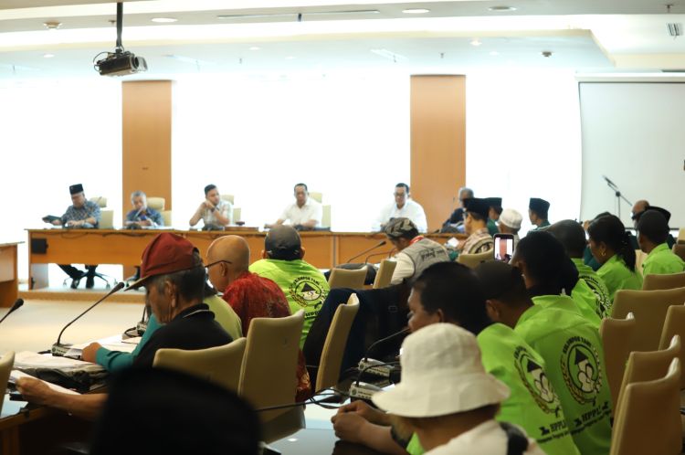 RDP Sempat Memanas, Komisi A DPRD Sumut Serahkan Persoalan Lahan 32 Hektar Desa Helvetia ke Hukum untuk Dieksekusi