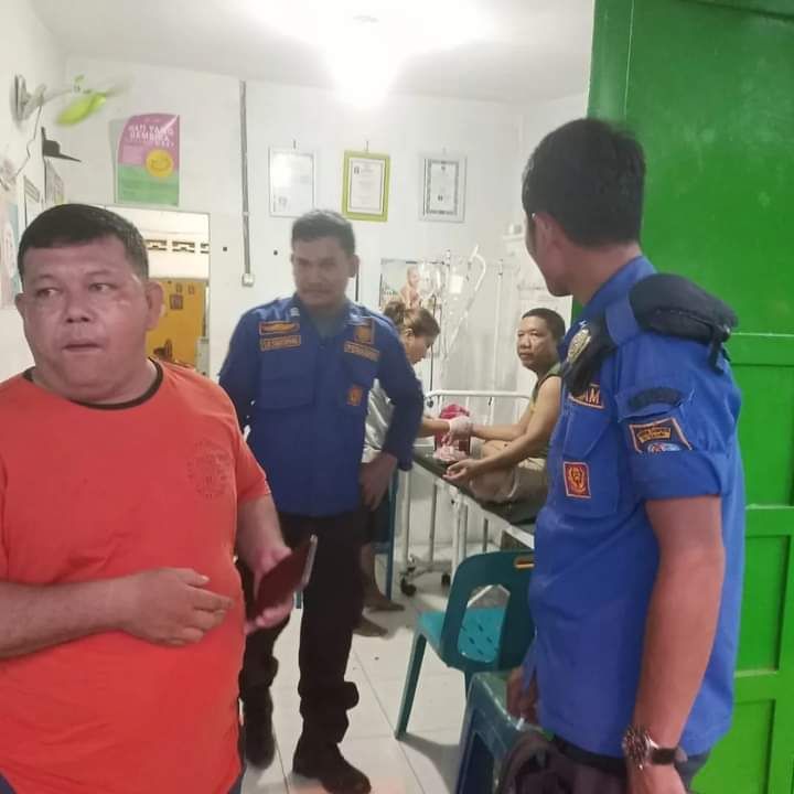 Evakuasi Monyet Liar, Danru Dinas Pemadam Deliserdang kena Gigit