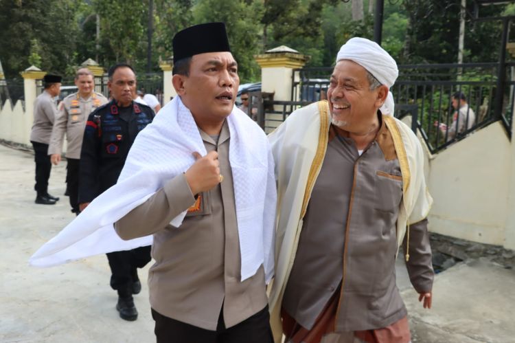 Kapolda Gandeng Ulama Madina Ciptakan Kamtibmas Tetap Kondusif saat Idul Fitri