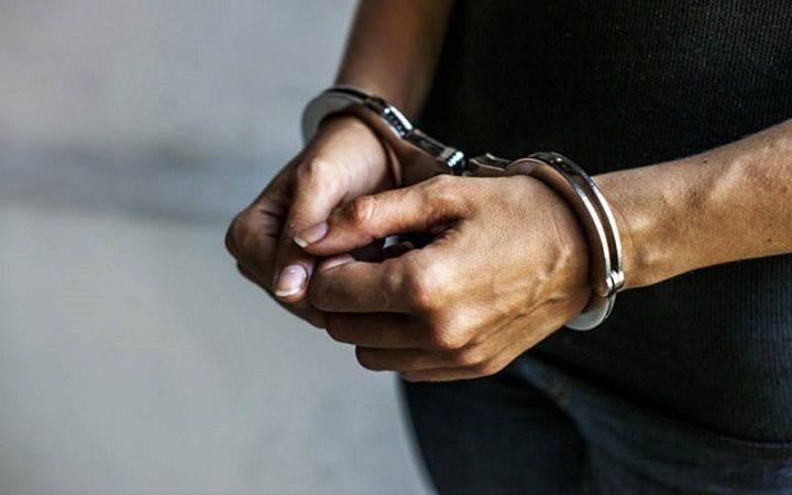 Polisi Tangkap Pelaku Penipuan Stiker Qris Kotak Amal Masjid di Jaksel