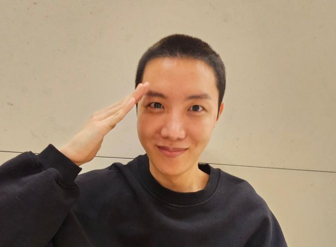 Bintang K-Pop J-Hope BTS Mulai Ikuti Wajib Militer