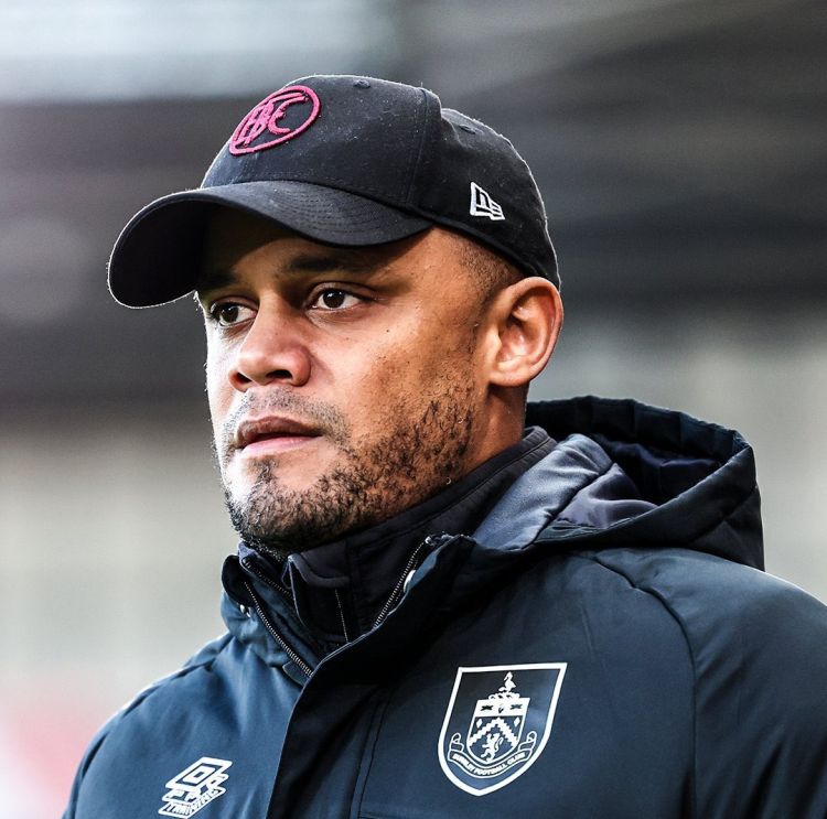 Vincent Kompany Raih Penghargaan Pelatih Terbaik EFL Championship