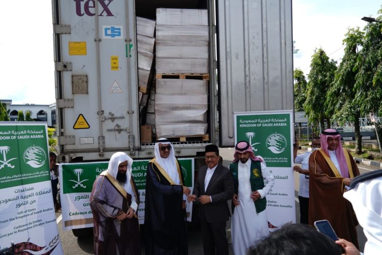 Indonesia Terima Hibah 100 Ton Kurma dari Raja Salman