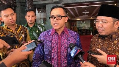 Menpan RB Jamin Tak Ada PHK Meski Honorer Dihapus Sebelum 28 November