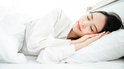 Tidur Nyenyak Bantu Turunkan Kadar Gula Darah, Ini Penjelasan Pakar
